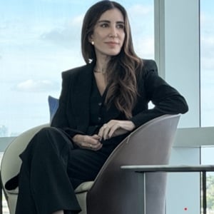 Dana Shapir speaking at Aviation Festival Americas