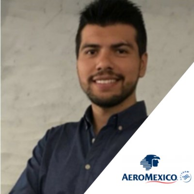 Victor Chavez speaking at Aviation Festival Americas