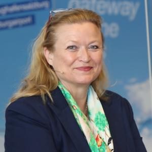 Bettina Ganghofer speaking at Airport T.EX