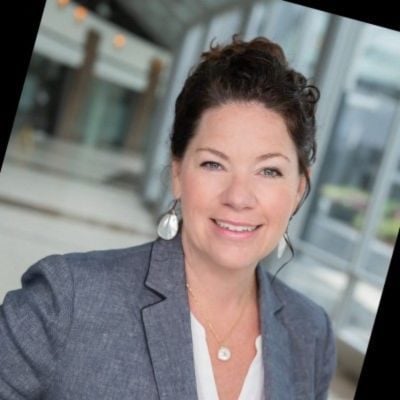 Elizabeth Parks at Broadband Communities Summit