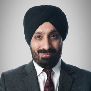 Navneet Singh speaking at Connected World KSA