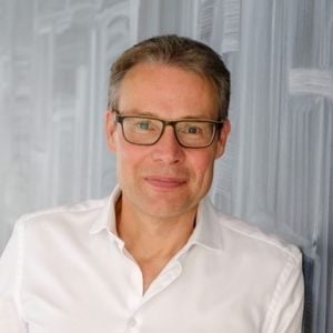 Dr Rolf Nafziger speaking at Connected World KSA