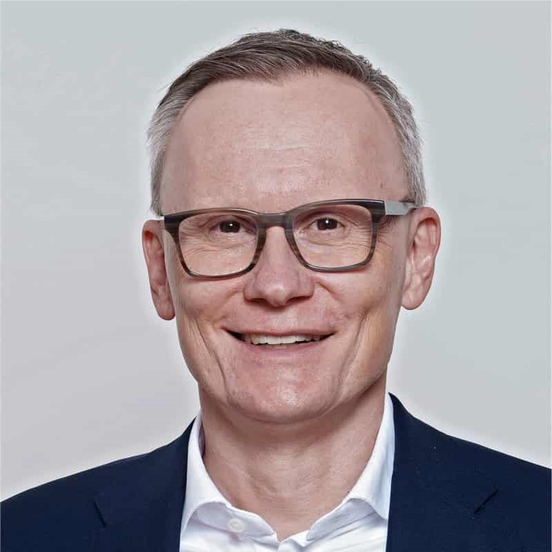 Campbell Wilson speaking at Aviation Festival Asia