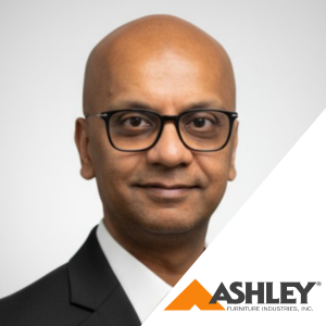 Ashish Saxena speaking at Home Delivery World