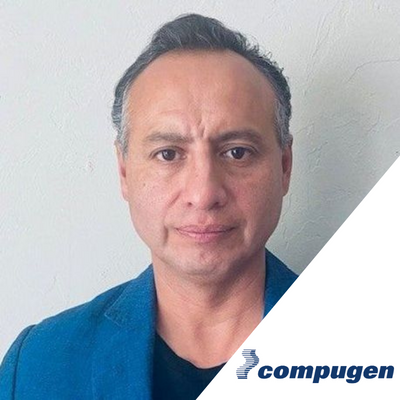 Israel Gutierrez speaking at World Drug Safety Congress 2023