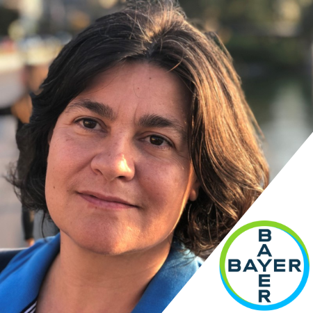 Yvonne Nanciu speaking at World Drug Safety Congress