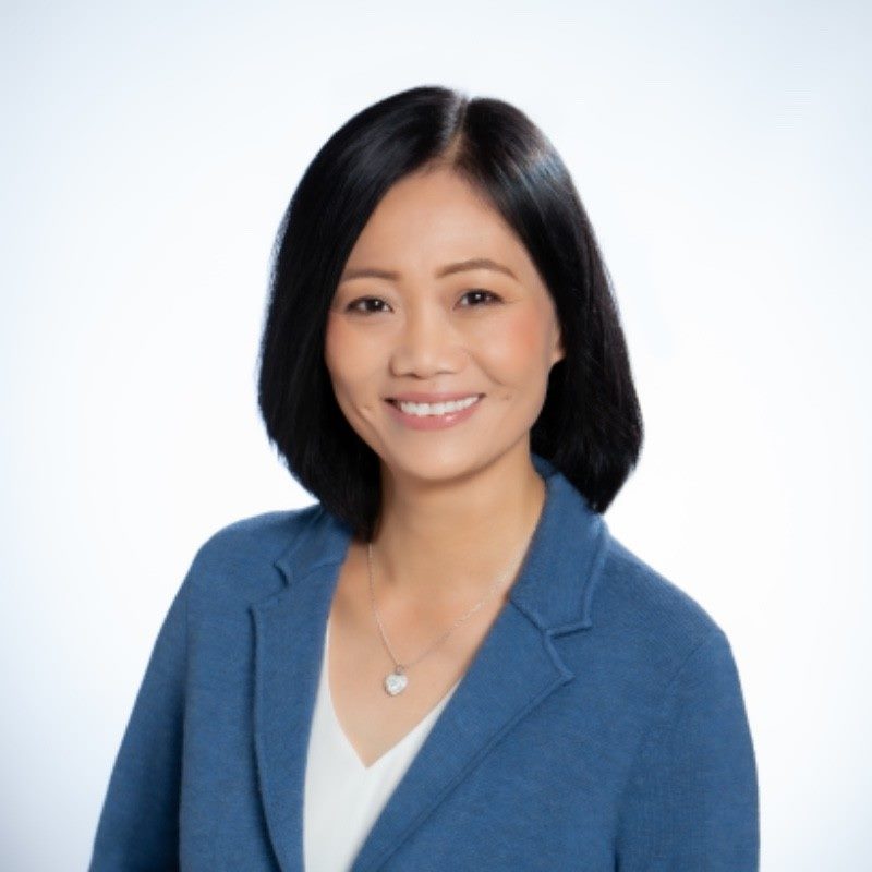 Xiaokui Zhang speaking at Advanced Therapies Congress