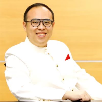 Anthony Utomo speaking at EVCharge Live Indonesia