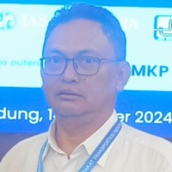 Sunarko speaking at EVCharge Live Indonesia