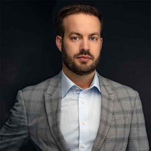 Dakota Semler speaking at MOVE America