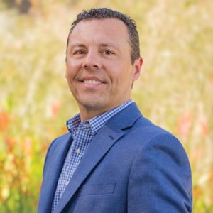 Mike Battaglia speaking at MOVE America