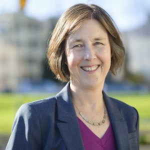 Nancy Skinner speaking at MOVE America