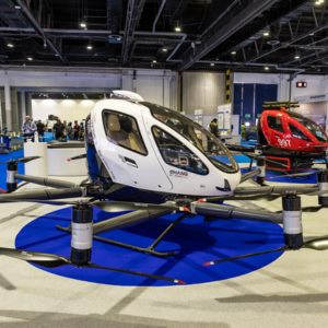 Mobility leaders and decision makers attending a live conference