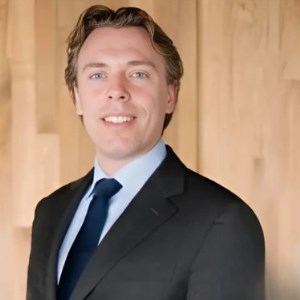 Thijs Meijling speaking at MOVE 2025