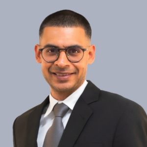 Ravi Kanani speaking at Seamless East Africa