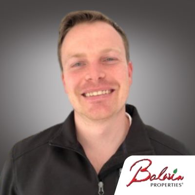  Matthew Whalley speaking at Solar & Storage Live Africa