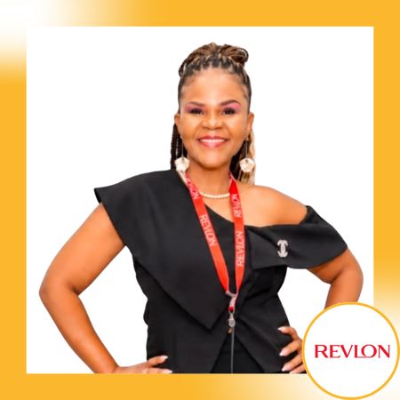 Ncebakazi Nompula speaking at Solar & Storage Live Cape Town