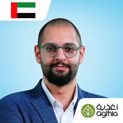 Abdulrahman Elsherif speaking at Solar & Storage Live Middle East