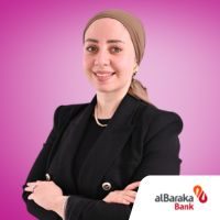 Nada Hawash speaking at Solar & Storage Live Egypt