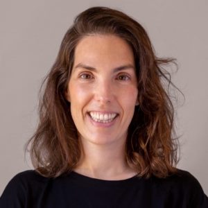 Ana Casas Llopart speaking at Solar & Storage Live España