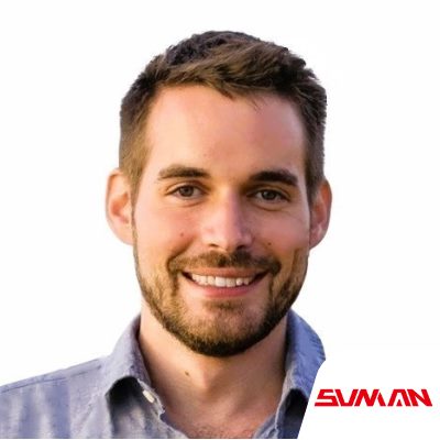 Xavier Kerkhof speaking at Solar & Storage Live