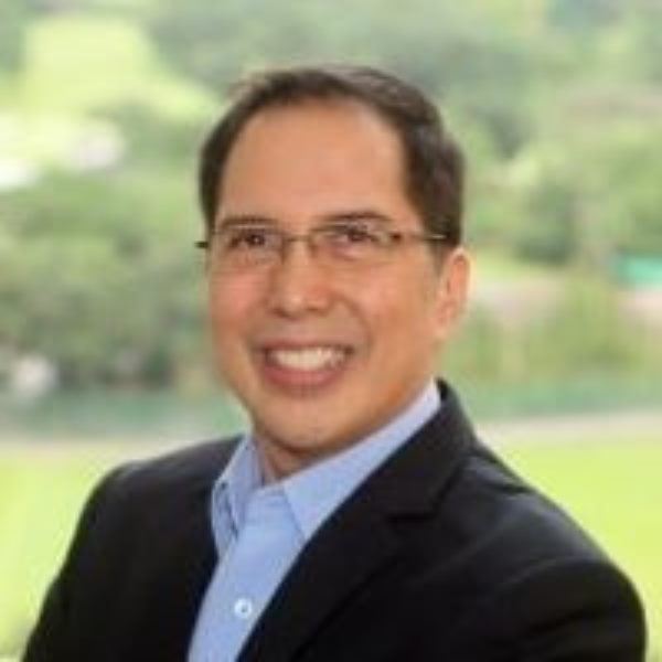 Alexander Ablaza speaking at Solar & Storage Live Philippines 2026
