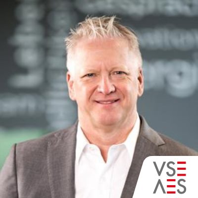 Martin Schwab speaking at Solar & Storage Live