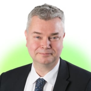 Jim Totty speaking at Solar & Storage Live