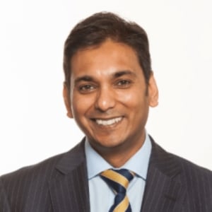 Rakesh Maharaj speaking at Solar & Storage Live