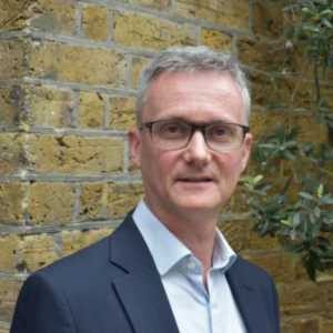 Chris Hewett speaking at Solar & Storage Live