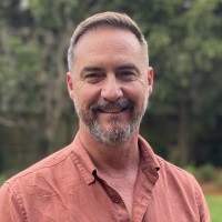Dr Peter Ellerton