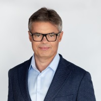 Piotr Kowyina | CEO | Nest Bank » speaking at Seamless Europe