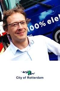 Arjan Oranje | Senior Programme Manager Electric Vehicles | City of Rotterdam » speaking at MOVE