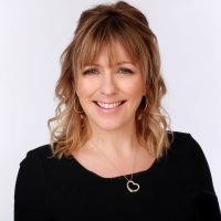 Julia Mixter | Director of Transformation | Raven Housing Trust » speaking at Connected Britain