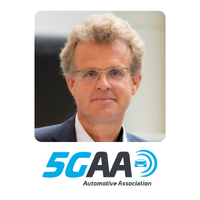 Johannes Springer | General Director | 5GAA » speaking at World Passenger Festival