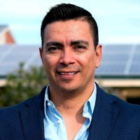 Richard Vargas | Founder | United Solar Energy » speaking at Solar & Storage Live