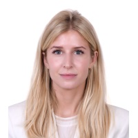 Caroline Adams | Senior Policy Associate | UICCA- UAE Independent Climate Change Accelerator » speaking at Mobility Live ME