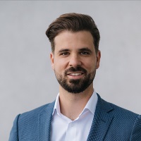 Lennart Hoehl, Head of Mobility Innovation & Data, Allianz Partners