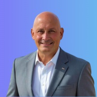 Scott Eddy | Hospitality Expert and #15 Industry Influencer Globally | @MrScottEddy » speaking at NoVacancy Asia