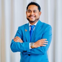Prof. Dr. Immanuel Azaad Moonesar | Professor-Health Policy and Systems Research | MBR School of Government » speaking at ARABLAB LIVE