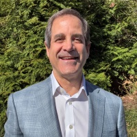 Robert Freling | Executive Director | Solar Electric Light Fund (SELF) » speaking at Solar Storage Live KSA