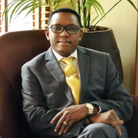 Oweh Mba-Sam | Chief Executive Officer | Ishak-Soneh Nigeria Ltd » speaking at EV & Charge Live Africa