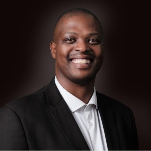 Jonathan Mphake