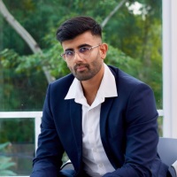 Saivya Chauhan | Chief Executive Officer | Blitz Electric Mobility » speaking at Solar & Storage Live ID