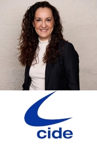 Marta Viñas | Directora de Regulación | CIDE - Asociacion de Distribuidoras de Energí­a Electrica » speaking at Solar & Storage Espana