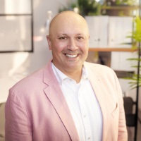 Randall René | Founder & Chief Consultant | Waypoint 33 » speaking at Connected America