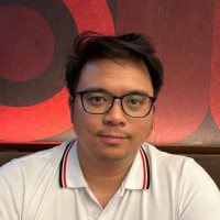 Mike Contreras | Vice President | Xpress » speaking at Solar & Storage Live PH