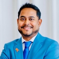 Immanuel Azaad Moonesar | Professor-Health Policy and Systems Research | Mohammed Bin Rashid School of Government » speaking at ARABLAB LIVE