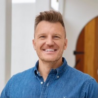 Chris Stratton | Senior Digital Product Manager | Reflections Holidays » speaking at NoVacancy