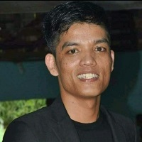  Viktor Manurung